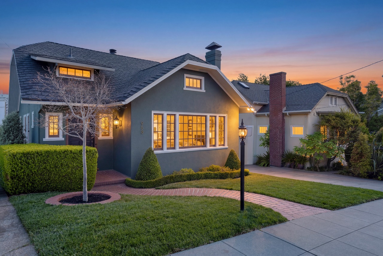 Listing Featured Photo