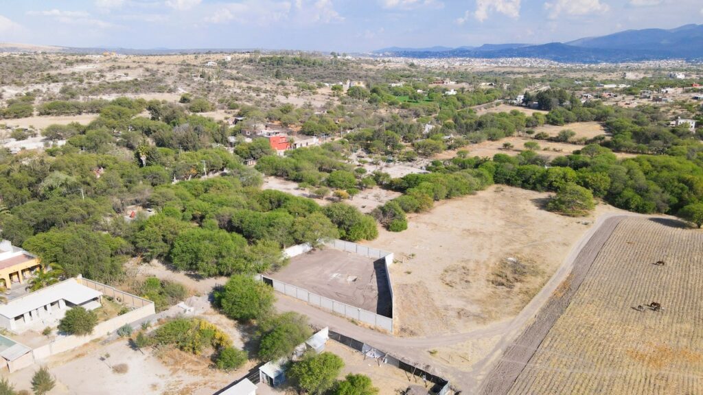 El Vergel Lot