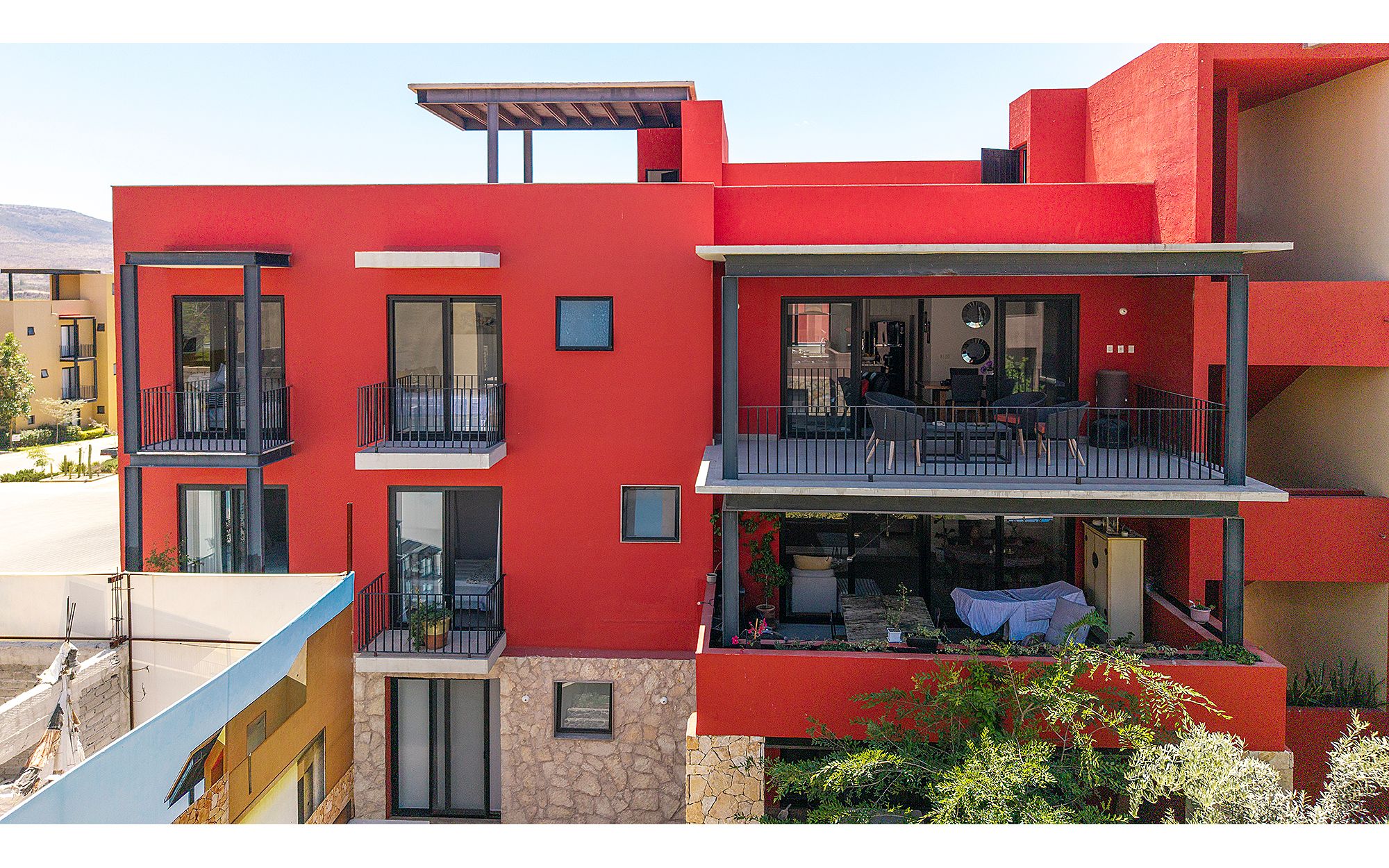 Luxury Rentals vs. Buying: Wha...