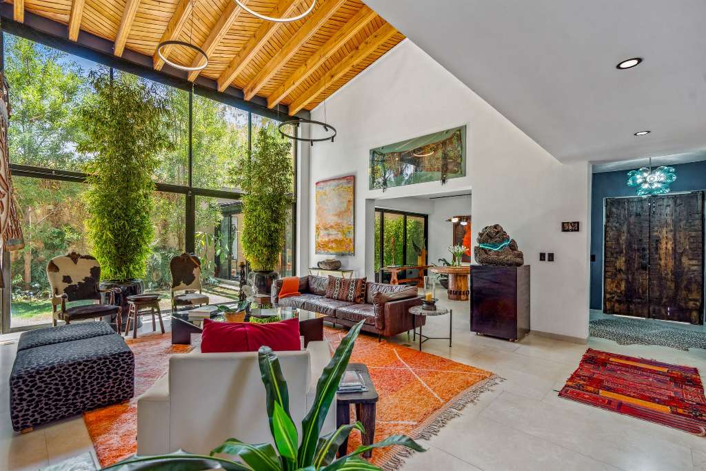 Listing