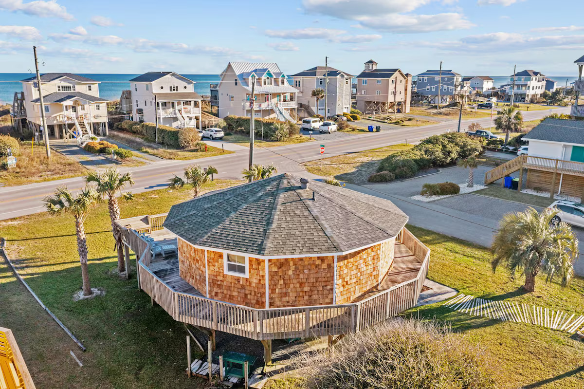 Beautiful homes for sale in Onslow County neighborhood