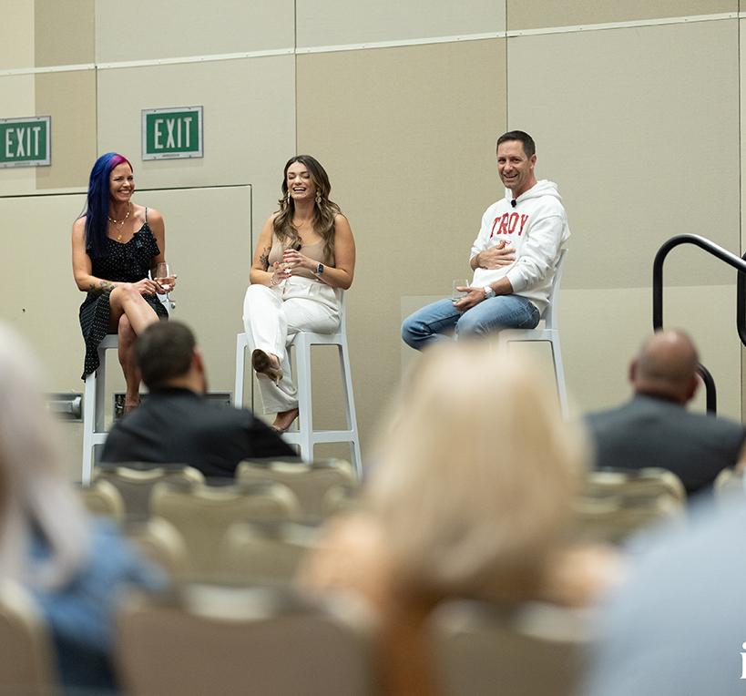 How to Attract and Retain a High-Performing Team